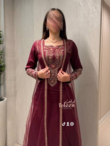 جلابيه  اماراتيه قطعتين/ عنابي - (XXXL) الصدر:١٠٢سم , الخصر:٩١سم