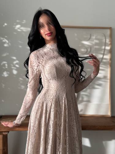 فستان السنيوره - (XXXL) الصدر:١٠٢سم , الخصر:٩١سم