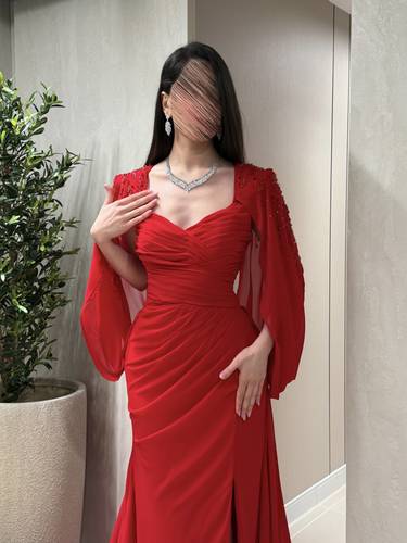 فستان شيفون احمر غامق - (XXXL) الصدر:١٠٢سم , الخصر:٩١سم