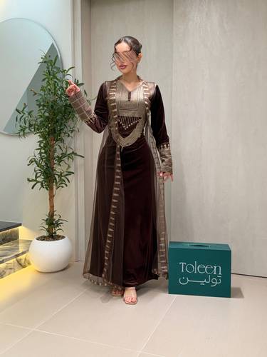 جلابيه قطعتين تراثيه - (XXXL) الصدر:١٠٢سم , الخصر:٩١سم
