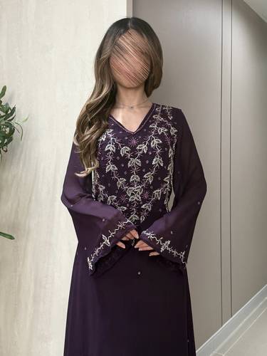 قفطان 3 الوان 💙🖤💜 - ‏(XS) الصدر:٧١سم , الخصر:٦٢سم - ازرق 