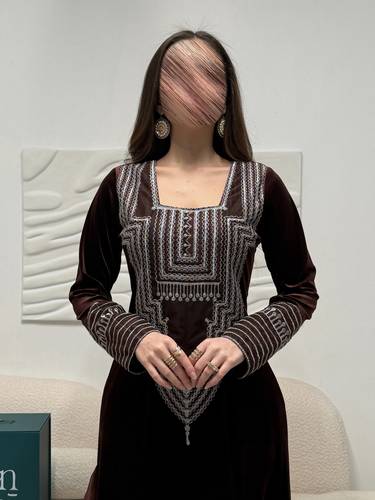 جلابيه موكا بشال - (XXXL) الصدر:١٠٢سم , الخصر:٩١سم