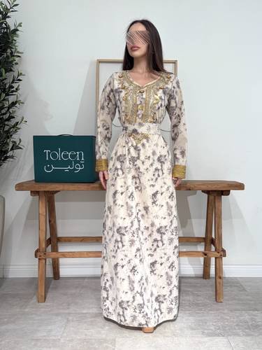 جلابيه إماراتيه مشجر - (XXXL) الصدر:١٠٢سم , الخصر:٩١سم