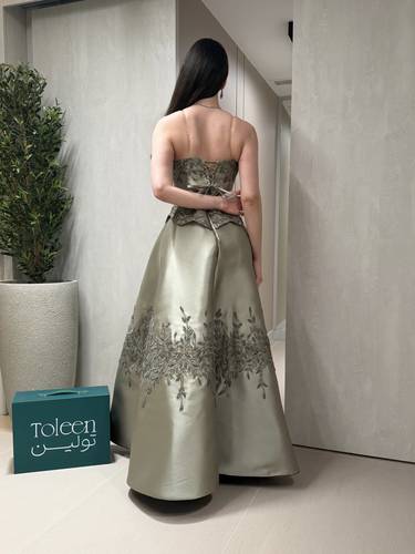 فستان شيرين - (XXXL) الصدر:١٠٢سم , الخصر:٩١سم