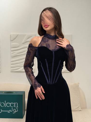 فستان سهرة كحلي مخمل طويل - (XXXL) الصدر:١٠٢سم , الخصر:٩١سم