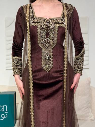 جلابيه عسيريه مخمل قطعتين - (XXXL) الصدر:١٠٢سم , الخصر:٩١سم