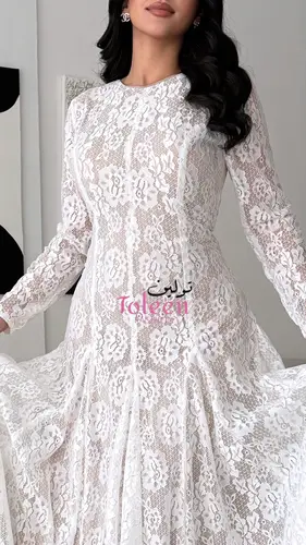 فستان السنيوره/اوف وايت - (XXXL) الصدر:١٠٢سم , الخصر:٩١سم