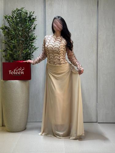فستان سيلا / بيج - (XXXL) الصدر:١٠٢سم , الخصر:٩١سم