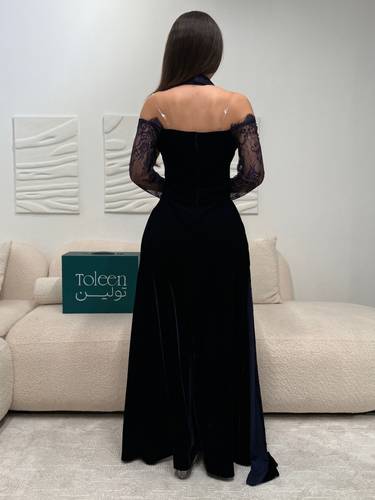 فستان سهرة كحلي مخمل طويل - (XXXL) الصدر:١٠٢سم , الخصر:٩١سم
