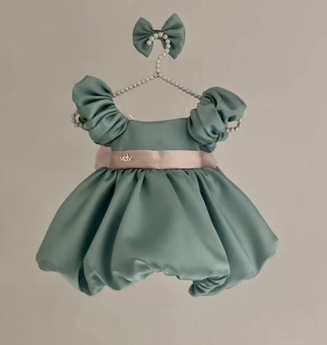 Dress فستان مزيّن بفيونكة الفراشة