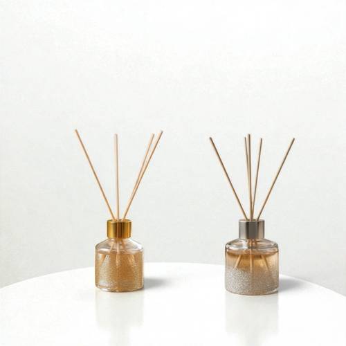 فواحة مع أعواد خشبية - عطر “Gold & Silve