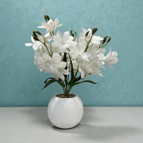 مركن ورد صناعي لون ابيض مع لمسة خضراء (50cm)