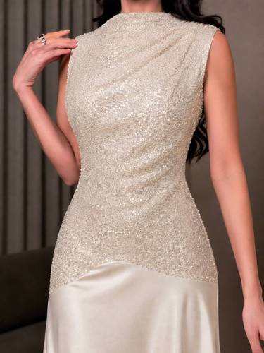 فستان سهرة كريمي فاخر بتطريز لامع  - 2XL