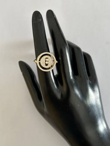 Italian ring 