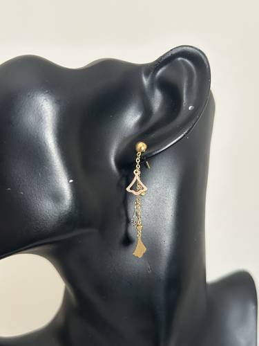 Tall earring 