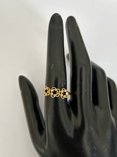 Roses ring