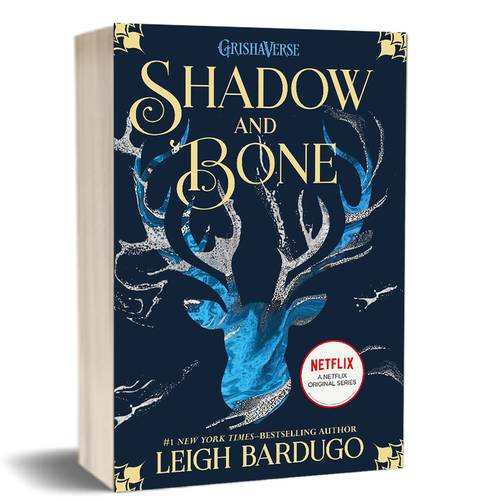 Shadow and Bone: by Leigh Bardugo  (Author)