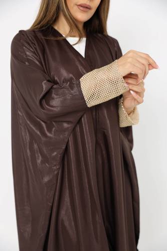 عبايه ملونه