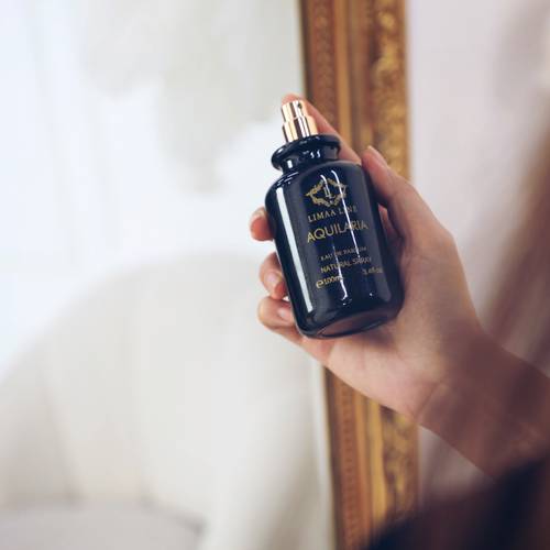 عطر اقوالوريا